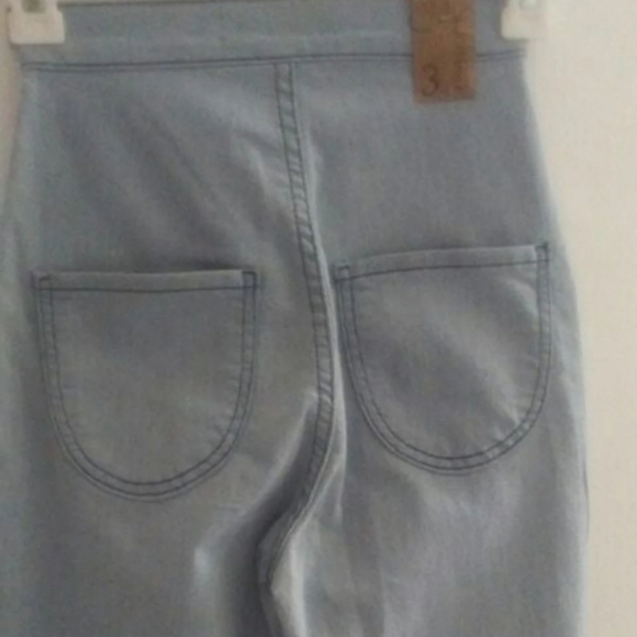 Aphrodite Jeans - Picture 5 of 8